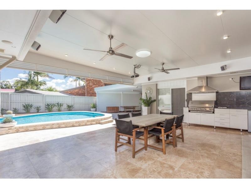 9 Tana Street, Westlake QLD 4074