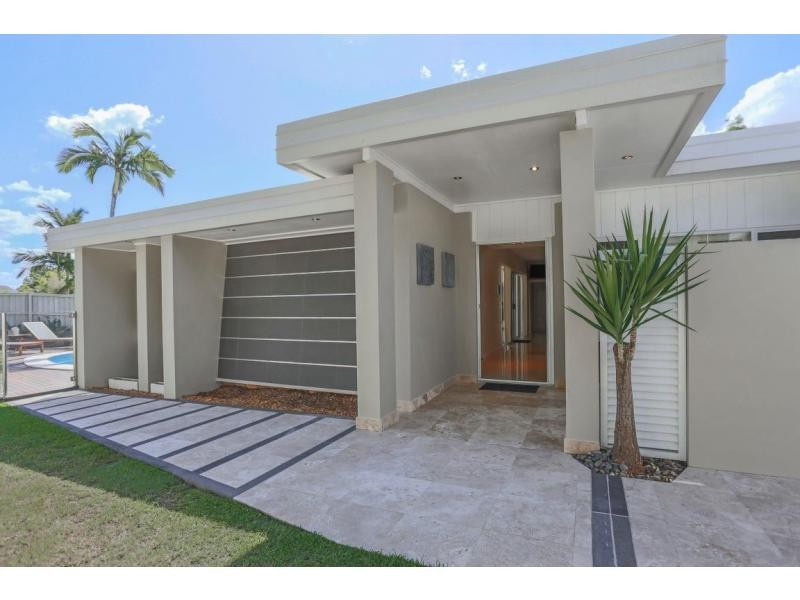 9 Tana Street, Westlake QLD 4074