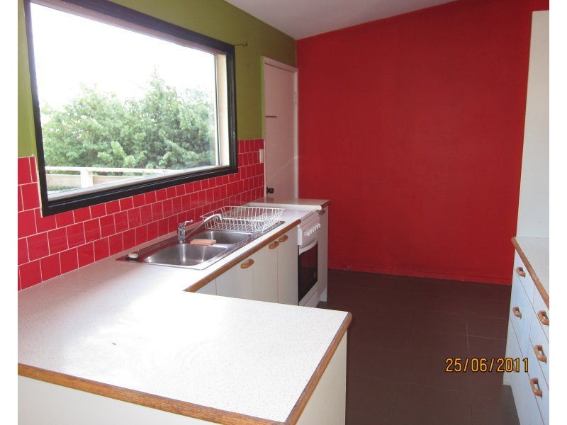 136 Seventeen Mile Rocks Road, Seventeen Mile Rocks QLD 4073