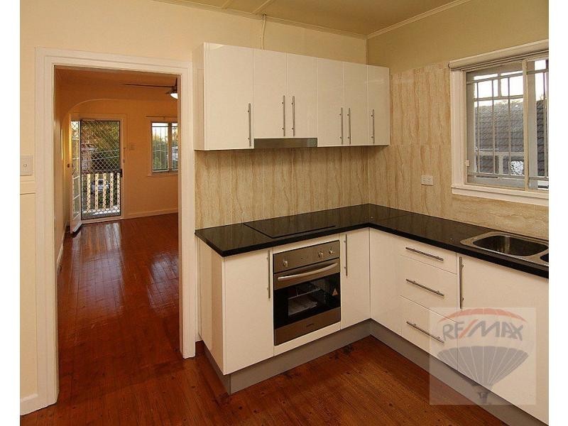 26 Darnley Street, Rocklea QLD 4106