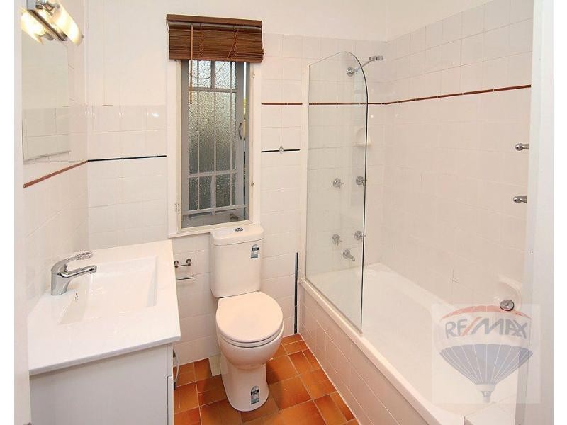 26 Darnley Street, Rocklea QLD 4106