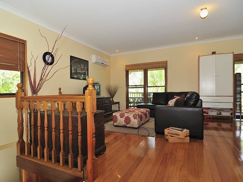 163 Lake Manchester Road, Mount Crosby QLD 4306