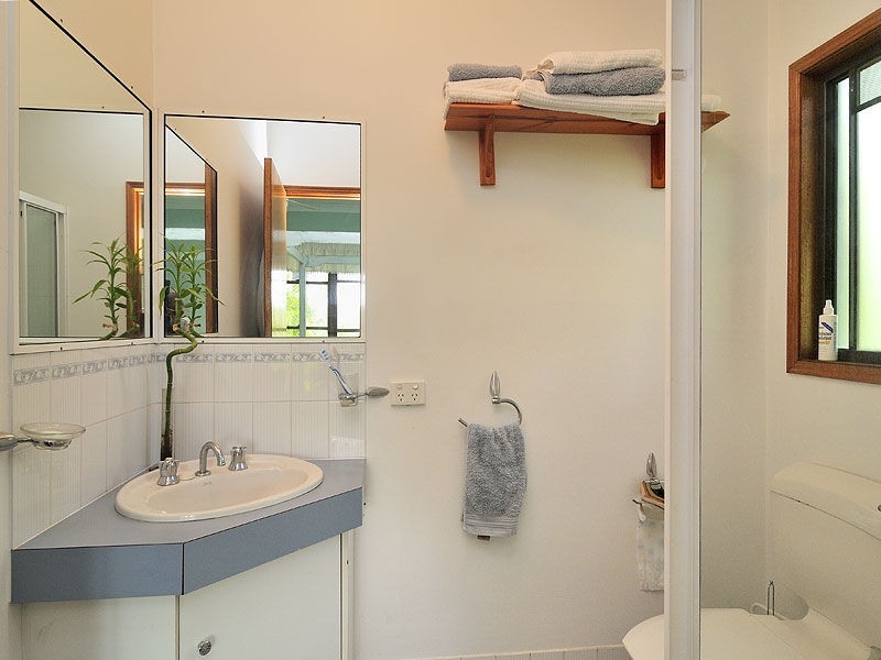 163 Lake Manchester Road, Mount Crosby QLD 4306