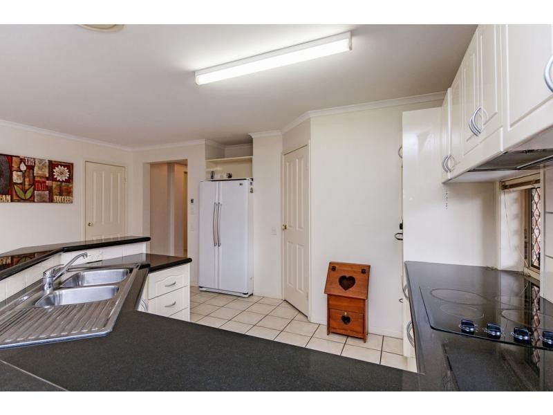 32 Hampstead Street, Forest Lake QLD 4078