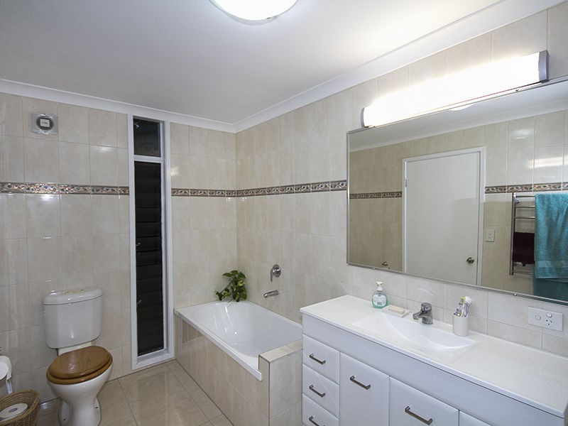 Jamboree Heights QLD 4074