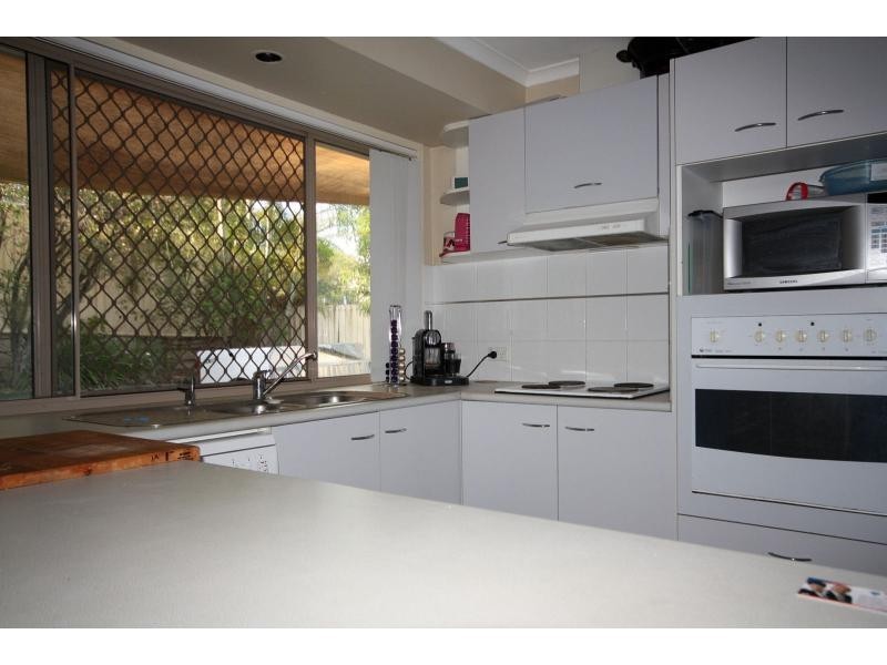 Sinnamon Park QLD 4073
