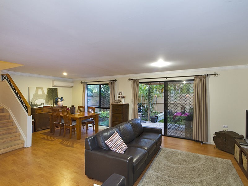 Sinnamon Park QLD 4073