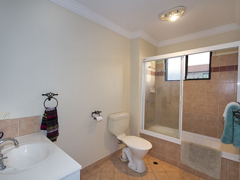 Sinnamon Park QLD 4073