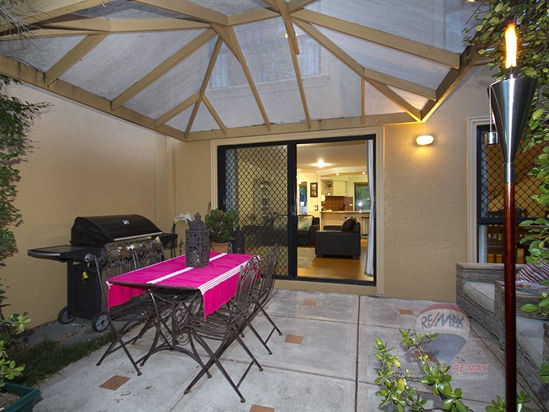 Sinnamon Park QLD 4073