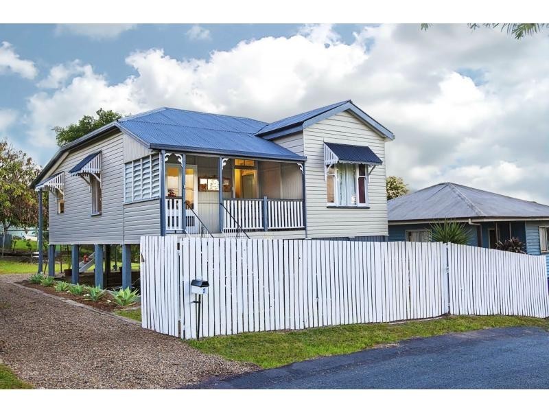 2 Telegraph Street, North Ipswich QLD 4305