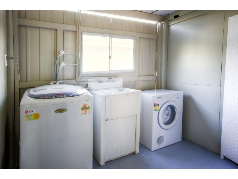 2 Telegraph Street, North Ipswich QLD 4305