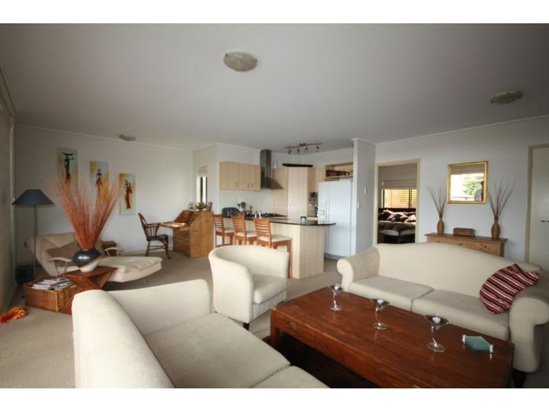 93/9 Sylvan Road, Toowong QLD 4066