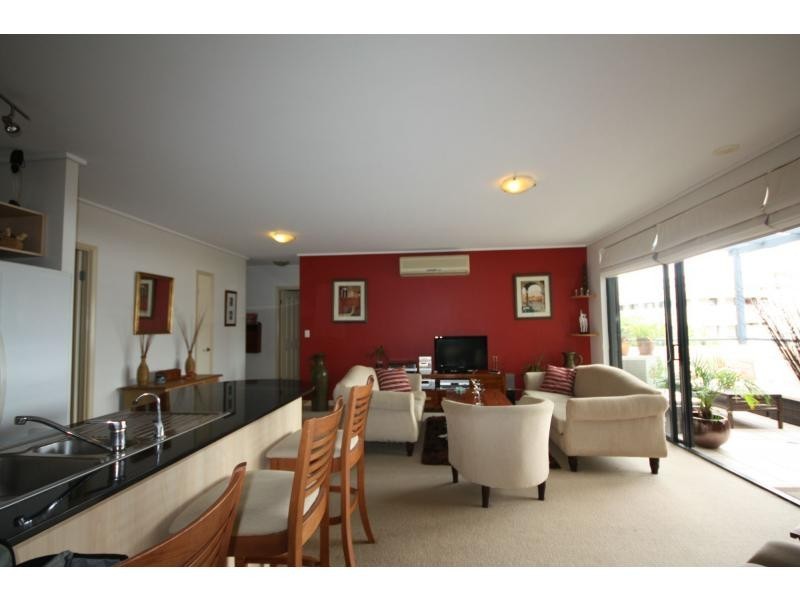 93/9 Sylvan Road, Toowong QLD 4066