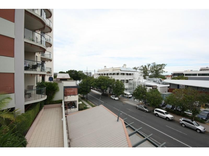 93/9 Sylvan Road, Toowong QLD 4066