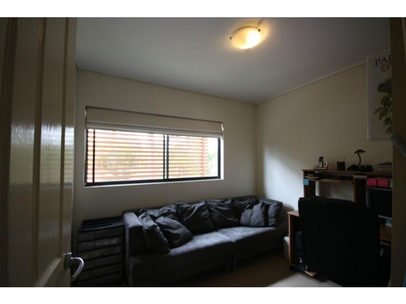 93/9 Sylvan Road, Toowong QLD 4066