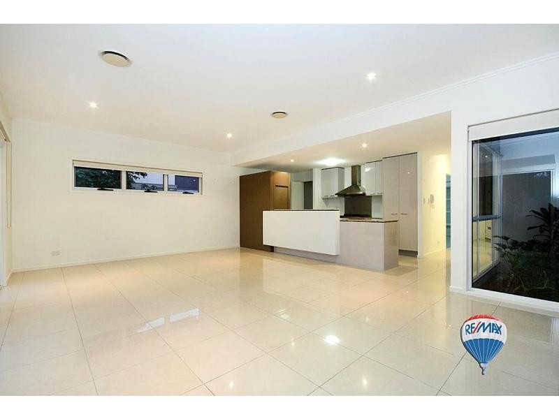 8/28 Amazons Place , Centenary Quays, Jindalee QLD 4074