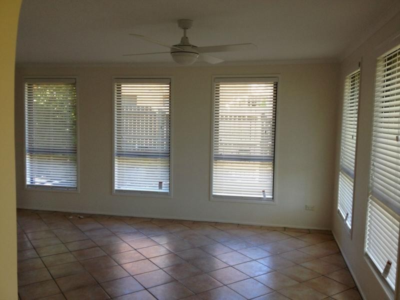 11 Zambesi Street, Riverhills, Riverhills QLD 4074