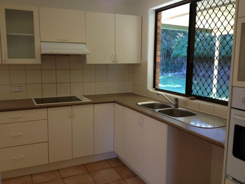 11 Zambesi Street, Riverhills, Riverhills QLD 4074