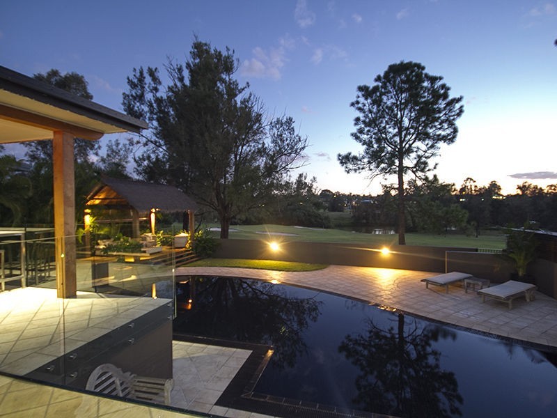 Mount Ommaney QLD 4074