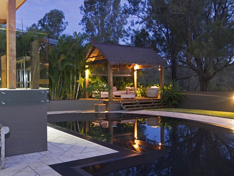 Mount Ommaney QLD 4074