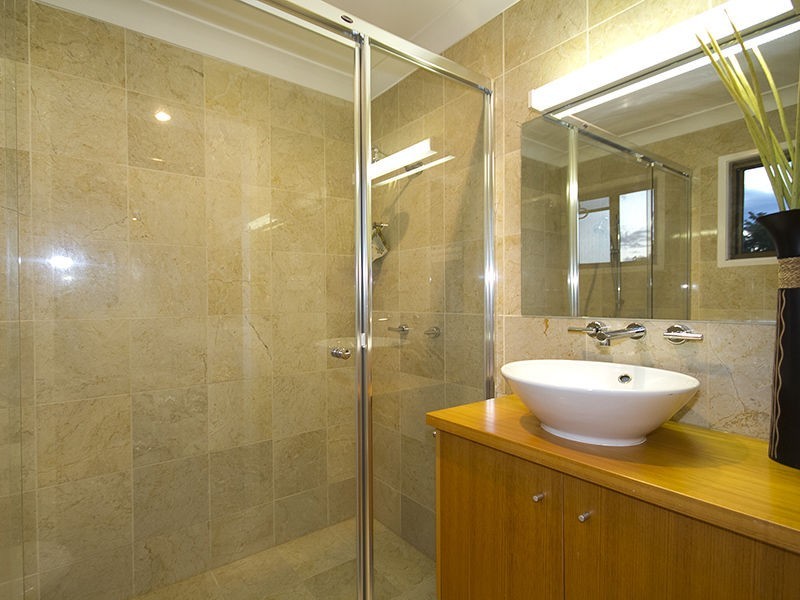 Mount Ommaney QLD 4074