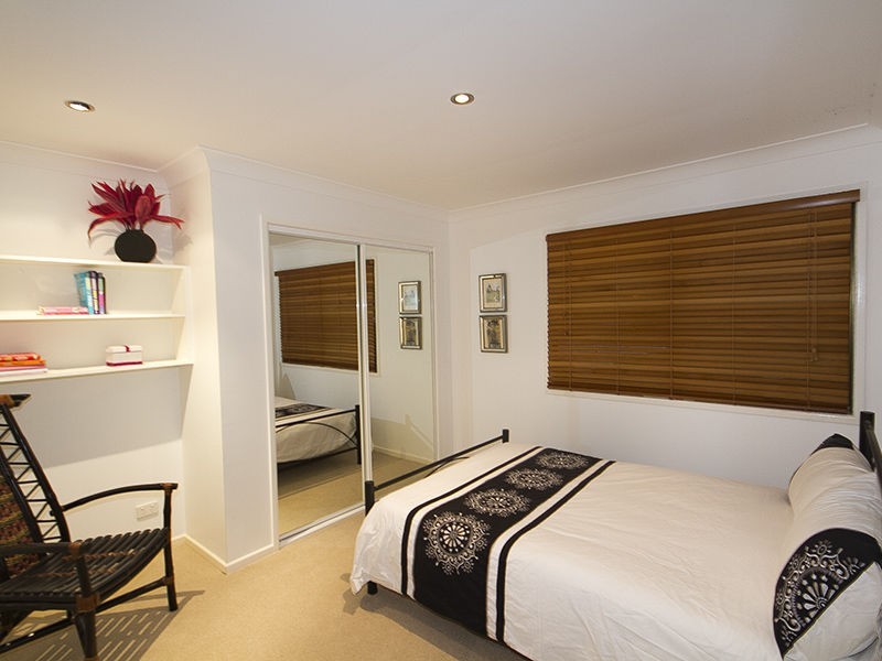 Mount Ommaney QLD 4074