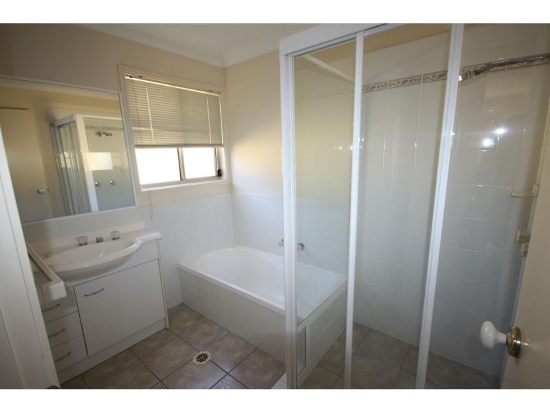 9 Olympic Place, Sinnamon Park QLD 4073