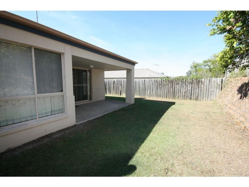9 Olympic Place, Sinnamon Park QLD 4073