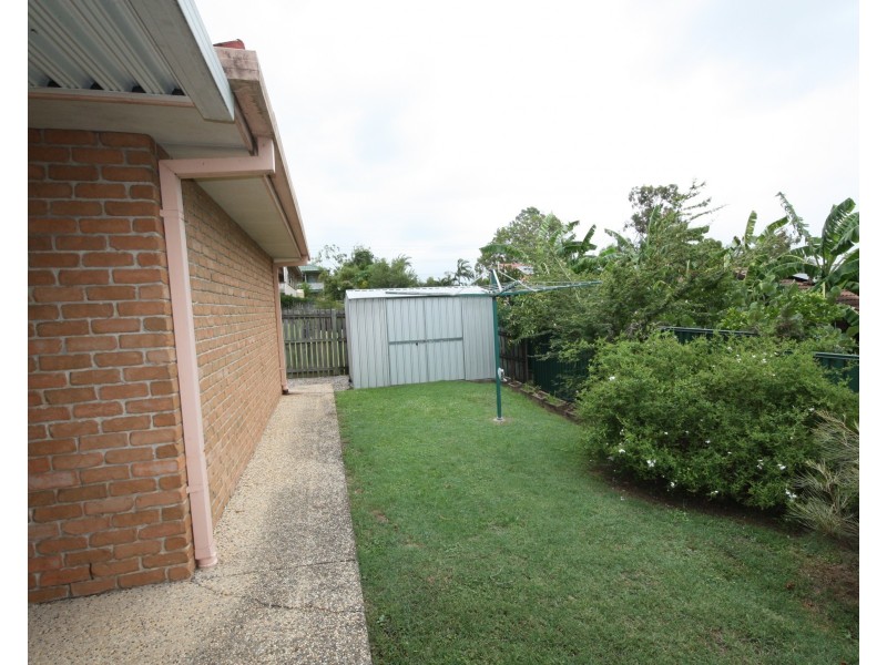 11 Tomkins Road, Riverhills QLD 4074