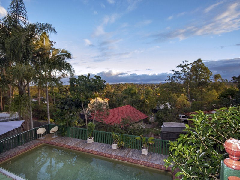 Westlake QLD 4074