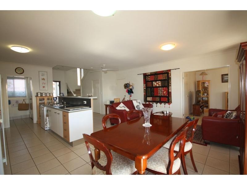 Mount Ommaney QLD 4074