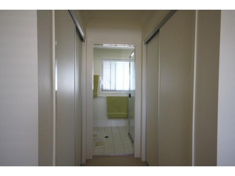 Mount Ommaney QLD 4074