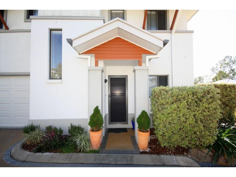 Mount Ommaney QLD 4074