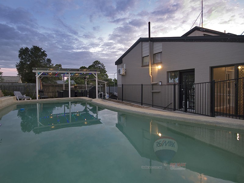 1 Roper Close, Westlake QLD 4074