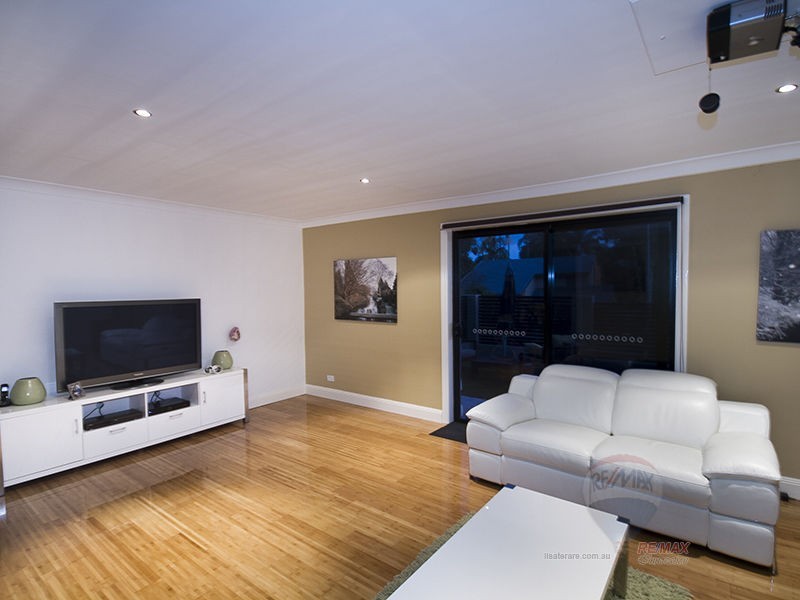 1 Roper Close, Westlake QLD 4074