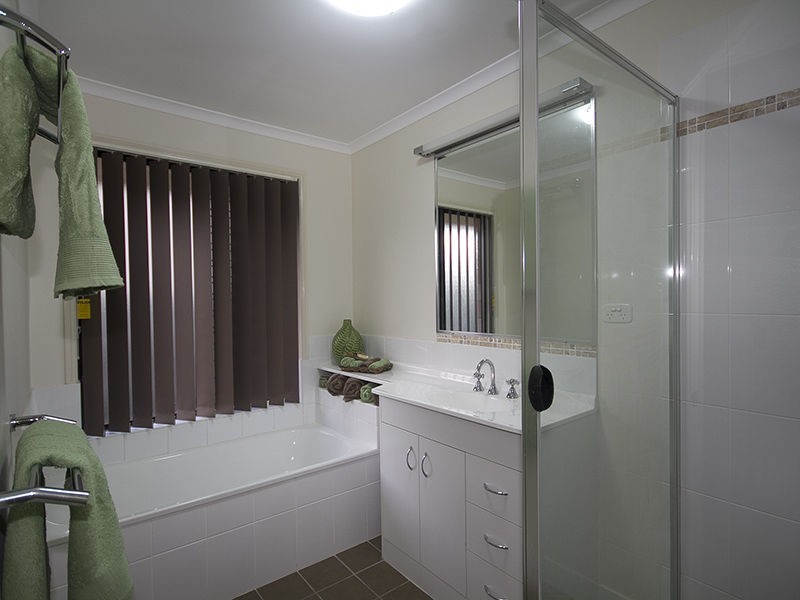 29 Drovers Place, Sumner QLD 4074