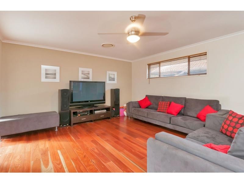 20 Everard Street, Westlake QLD 4074