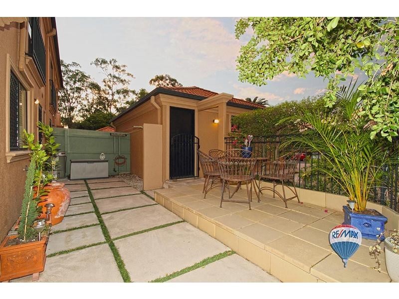 Sinnamon Park QLD 4073