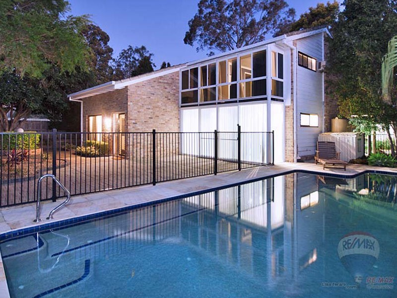 12 Kalbarri Street, Riverhills QLD 4074