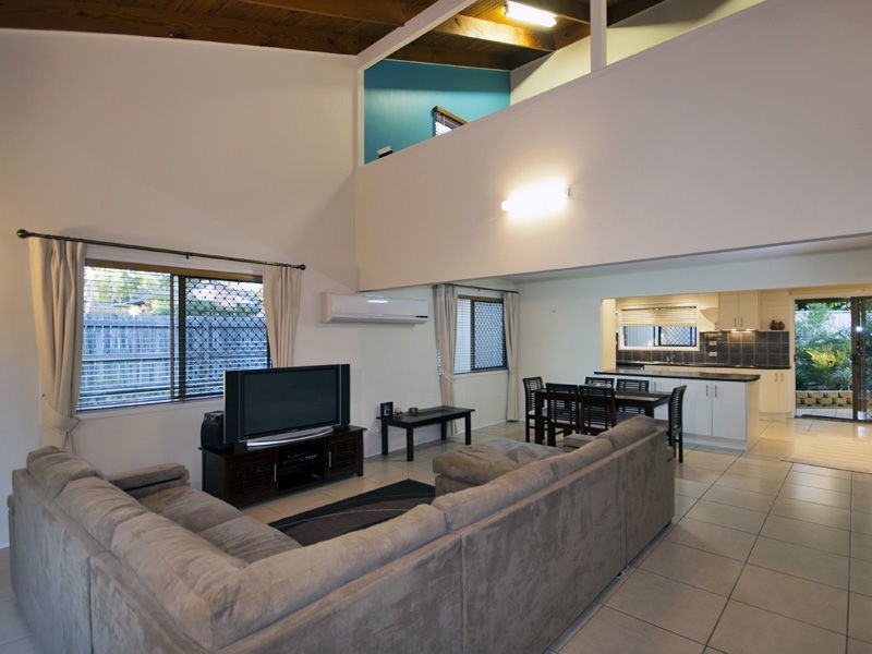 12 Kalbarri Street, Riverhills QLD 4074