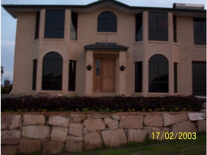 2 Peach Street, Middle Park QLD 4074