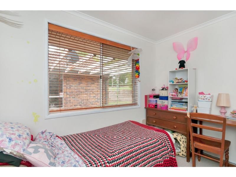 6-8 Bass Street, Barellan Point QLD 4306