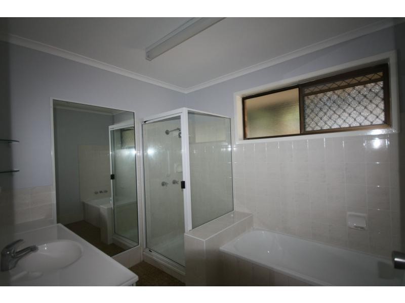 20 Karri Avenue, Karana Downs QLD 4306