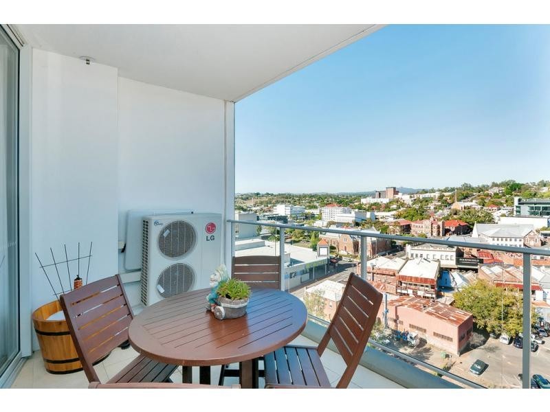 Unit 1307/11 Ellenborough Street, Woodend QLD 4305