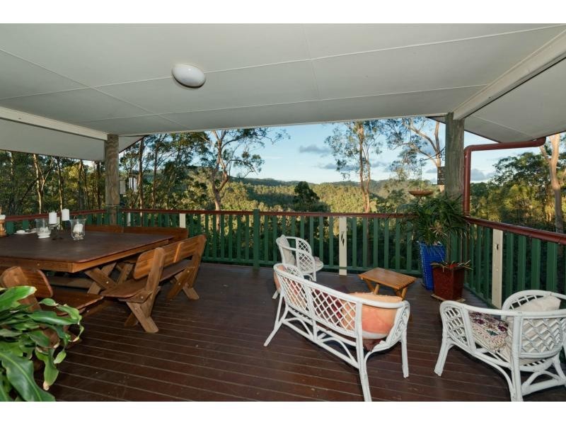 876 Upper Brookfield Road, Upper Brookfield QLD 4069
