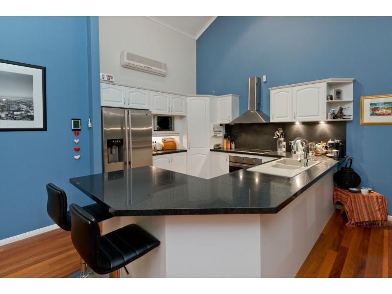 876 Upper Brookfield Road, Upper Brookfield QLD 4069