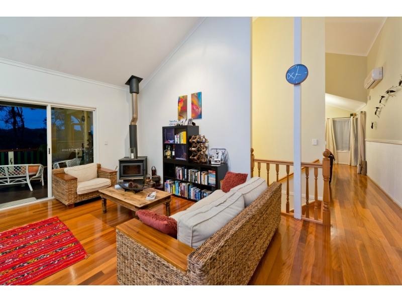 876 Upper Brookfield Road, Upper Brookfield QLD 4069