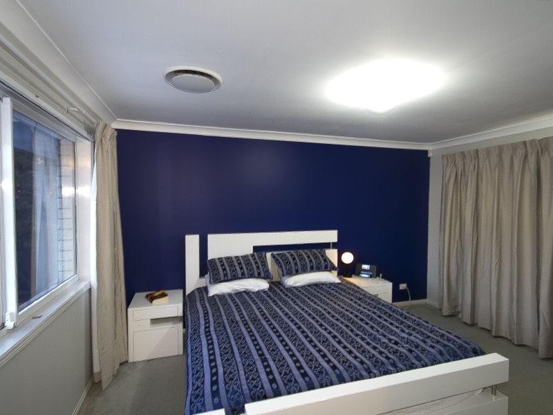 Seventeen Mile Rocks QLD 4073