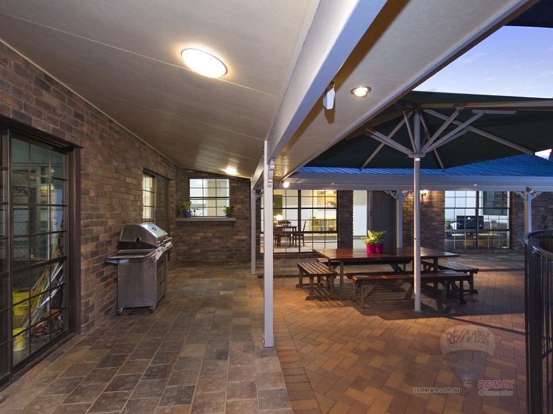 2 Bundoran Close, Westlake QLD 4074