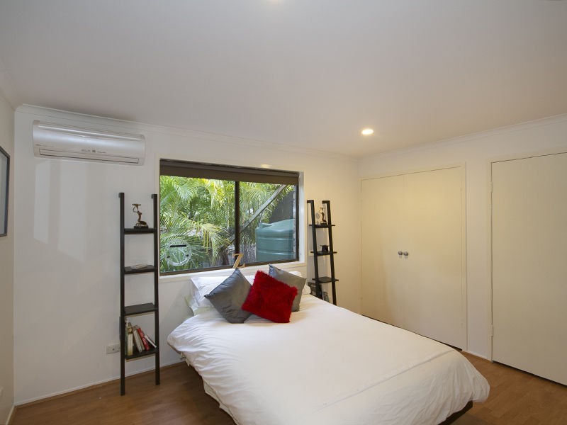 2 Bundoran Close, Westlake QLD 4074